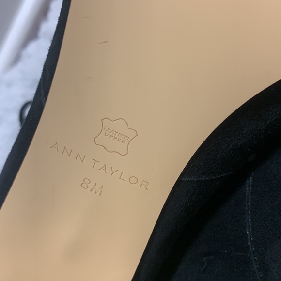 Ann Taylor Black suede, Size 8 high heel lace-up shoes w/zip Never worn🖤 - Picture 9 of 16